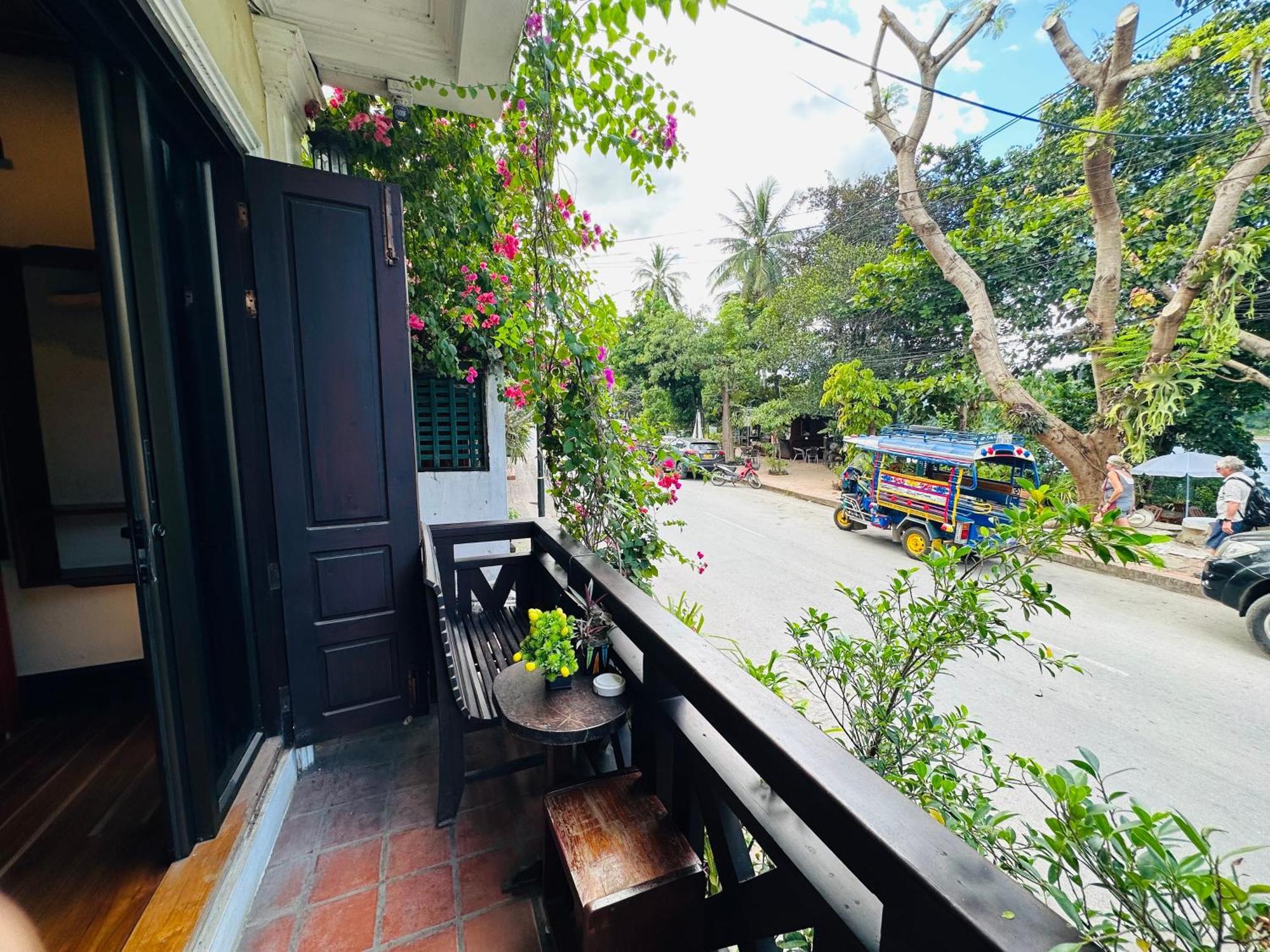 Anisa Mekong Riverside Villa Luang Prabang Exterior photo